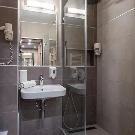 Margareta Hotel 4*