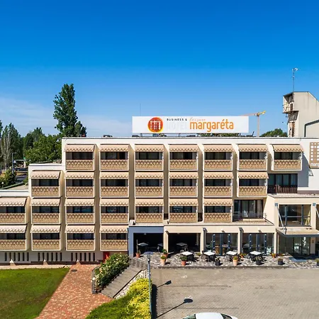 Отель Margareta 4*