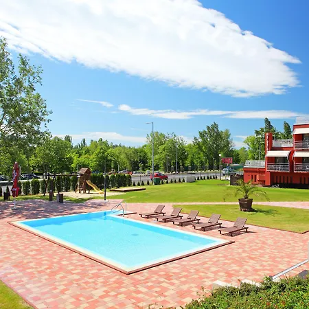 Margareta Hotel 4*